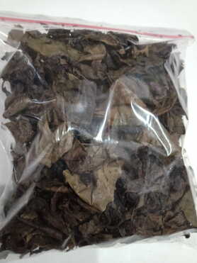 Dried Ora/Oha/Uha Leaves